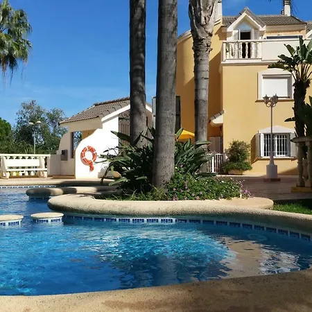 Сasa de vacaciones Nadine Locdenia *
